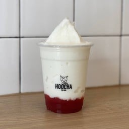 STRAWBERRY MILK FRAPPE