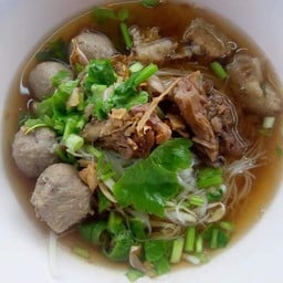 ก๋วยเตี๋ยวไก่มะระ ป้าเอ๋ บางปลา ช.2