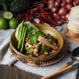 น้ำตกหมูย่าง