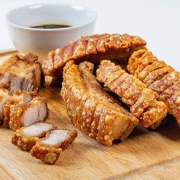 หมูกรอบ200กรัม (2ขีด) (ไม่มีข้าว)