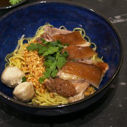 บะหมี่ขาหมู