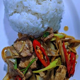 หมูผัดน้ำมันหอย