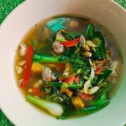 ส้มตำ ยำดี มีเบียร์