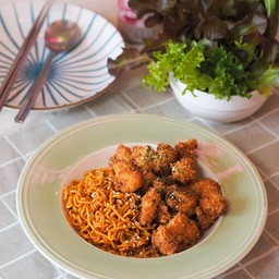 มาม่าแห้งเกาหลีไก่คาราเกะ