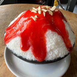 บิงซู กับ กาแฟ กับข้าว Bingsu & coffee