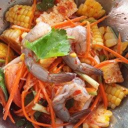 ยำข้าวโพดกุ้งสดใส่ปลาร้านแซ่บๆจ้า