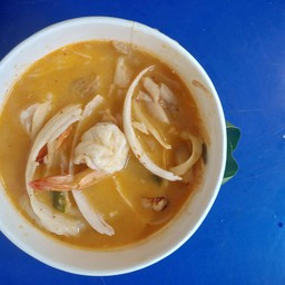 มะพร้าวน้ำหอม ต้มยำกุ้ง