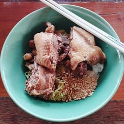 ก๋วยเตี๋ยวเป็ดวิฑูรย์