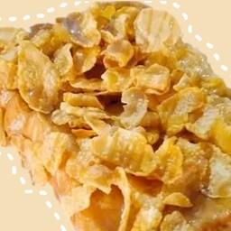 ขนมปังหัวกะโหลกปิ้ง เนย+ซอสคาราเมล+คอนเฟลก 2แผ่น