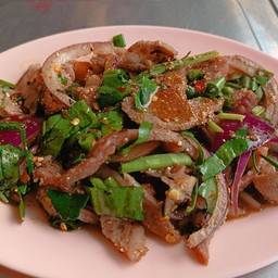 น้ำตกเนื้อ