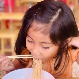 บะหมี่เย็นตาโฟสำหรับเด็ก