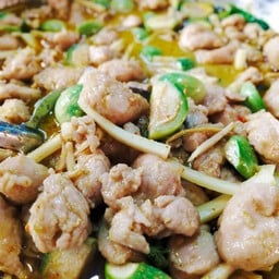 ร้านทอดมันปลากราย (นายหนวด)&อาหารป่า สาขาลำลูกกาคลอง 2
