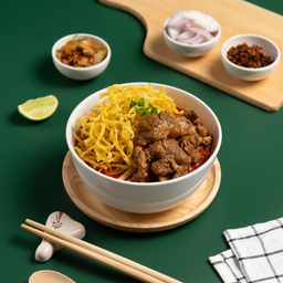 ข้าวซอยเนื้อน่องลาย