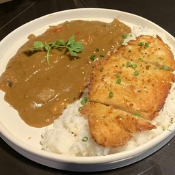 ข้าวแกงกะหรี่ไก่