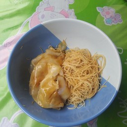 ราดหน้า จอย  ซ.แป