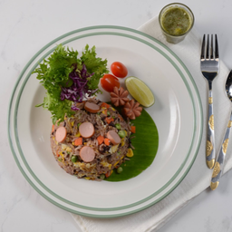 ข้าวผัดไส้กรอก