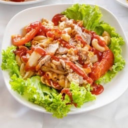 ผัดมักกะโรนีใส่ไข่