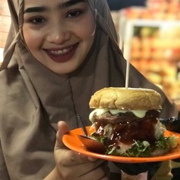 เบอร์เกอร์เนื้อ