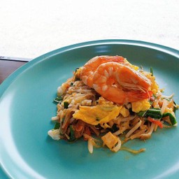 ผัดไทยกุ้งสด