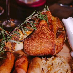 ขาหมูเยอรมัน