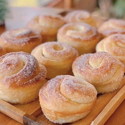 ปัง ม้วนเนยสด