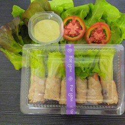 อยู่ท้อง แซนวิชสลัดโรล & ไก่ทอดไต้หวัน ซอยเศรษฐี ข้างร้านแซอูกุ้งดองห้องที่2