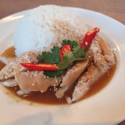 ตามสั่ง ยำแซ่บ เปรี้ยวปาก เมืองนนท์ สาขาแรก