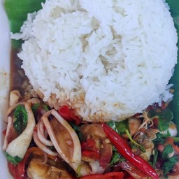 ข้าวราดผัดขี้เมารวมมิตร - ทะเล