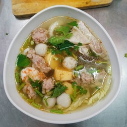 ต้มจืดเต้าหู้รวมมิตร