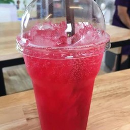 แดงโซดา