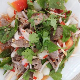 Spicy Grilled Pork  With Garlic Salad