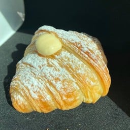 Sky Croissant ตลาดนัดกลางคืน k space