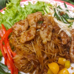 ผัดหมี่โคราช