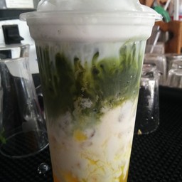 เฒ่าชแรแก่ชรา คาเฟ่