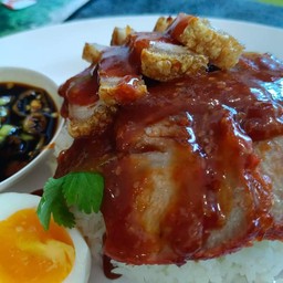 ข้าวหมูแดงหมูกรอบ