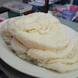 ขนมจีนสามพี่น้อง หน้า7-11แกรนด์พลีโน่