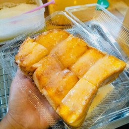 ปังปิ้งเนยนม