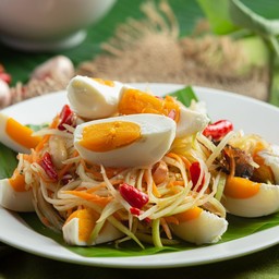 ตำไทยไข่เค็ม