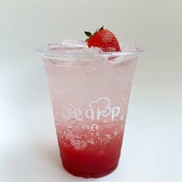 สตอเบอร์รี่โซดา