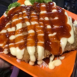 สลัดไก่กรอบ