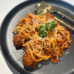 สปาเก็ตตี้สไปซี่พอร์คบอล