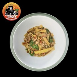 (กับข้าว) กะเพราหน่อไม้หมูสับ
