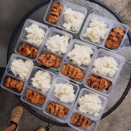 เซทกล่องหมูฝอยกับหมูปิ้ง