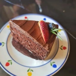 Adamus Cafe by the river