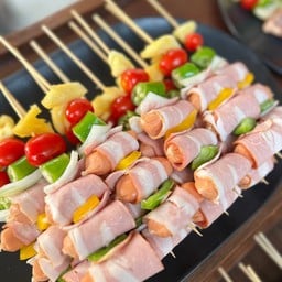 BBQ Grill and BAR กาดกาสะลอง