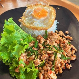 กระเพราหมู