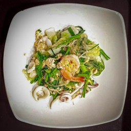 สุกี้ทะเล (ทะเลรวม-กุ้ง-ปลาหมึก)
