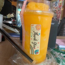 ส้ม สมูทตี้โยเกิร์ต