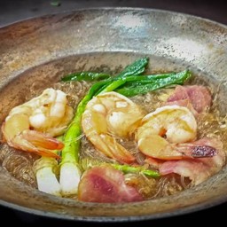 กุ้งอบวุ้นเส้น