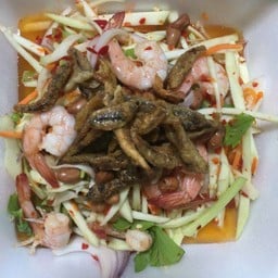 ยำมะม่วงกุ้งสด